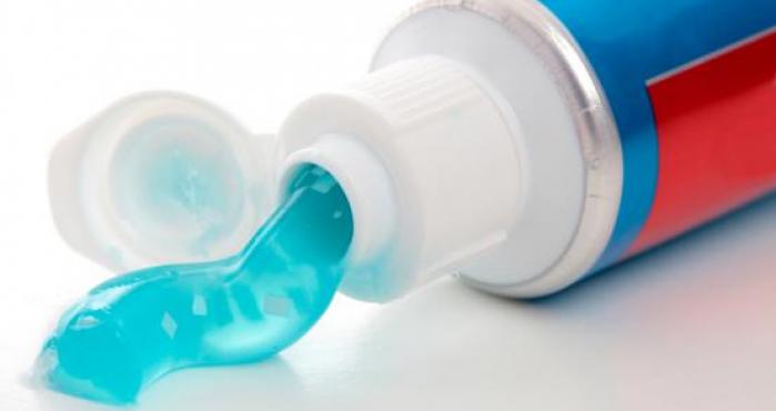 Principales componentes de la pasta de dientes